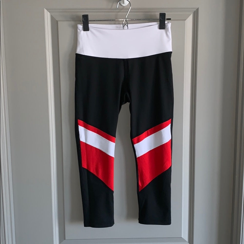 Zella Small Crop Leggings.